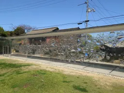 S 邸／コンタクトレンズ