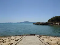 坐在長椅上所看到的景色