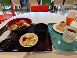 うずしお海鮮丼和スイーツセット