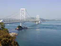 從お茶園展望台拍攝大鳴門橋