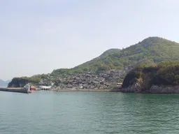 男木港與男木島聚落