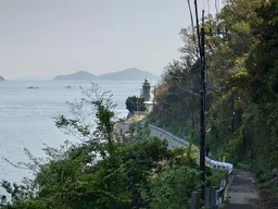 遠方就是男木島燈塔